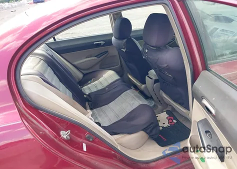 2010 Honda Civic Lx z USA, uszkodzony, nr VIN 2HGFA1F52AH541372